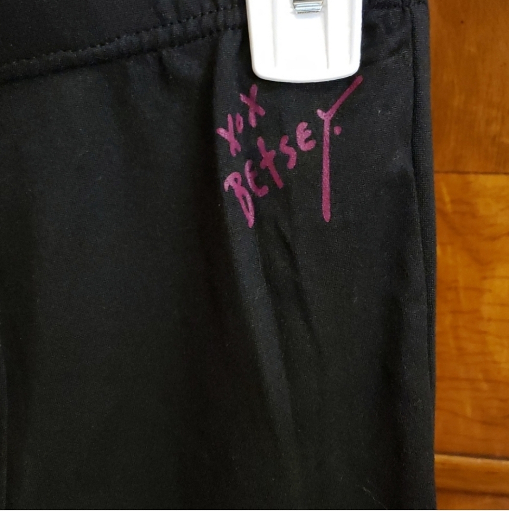 Betsey Johnson 3-PC Set Cape And Pants Set Size 4T - Picture 10 of 13
